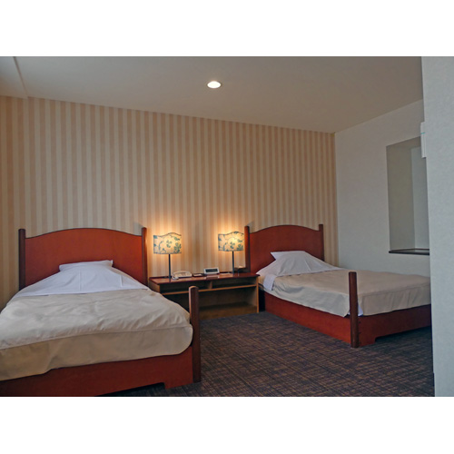◇北ビワコホテル グラツィエの写真：<br />
                ６階 601号室は、ハンディキャップ対応のお部屋です。               <br />☆　画面両端の矢印（←　→）ボタンで、次の写真に移動し、右上の×ボタンで、元のページにもどります。<br />
                